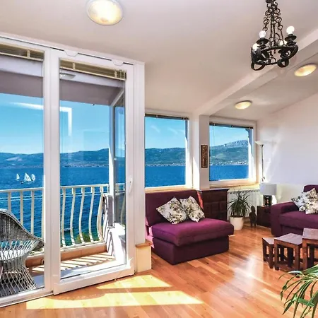 3 Bedroom Nice In Split
